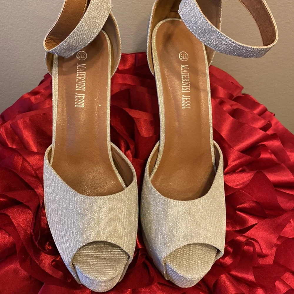 Silver Glittery Dress Ankle Shoes - Picture 5 of 5